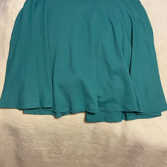 Fabletics Flounce Ultra High-Waisted Tennis & Golf skort Skirt w/built in Shorts - Picture 6 of 8